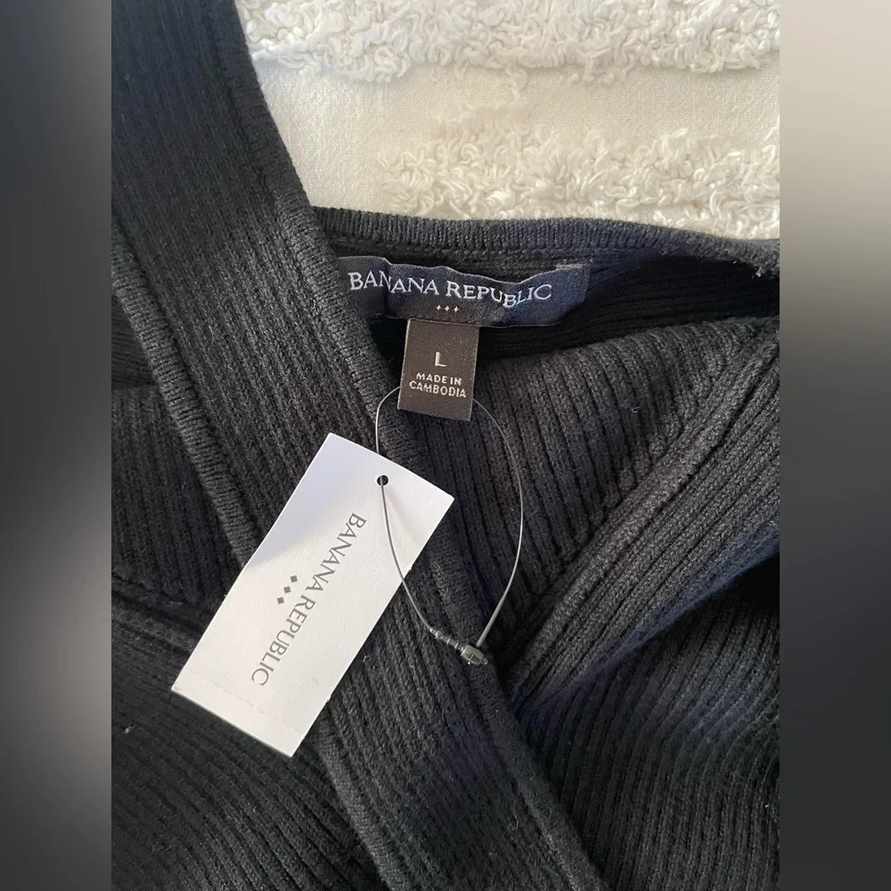 Banana Republic Ribbed Cross-Front Tank - Picture 7 of 10